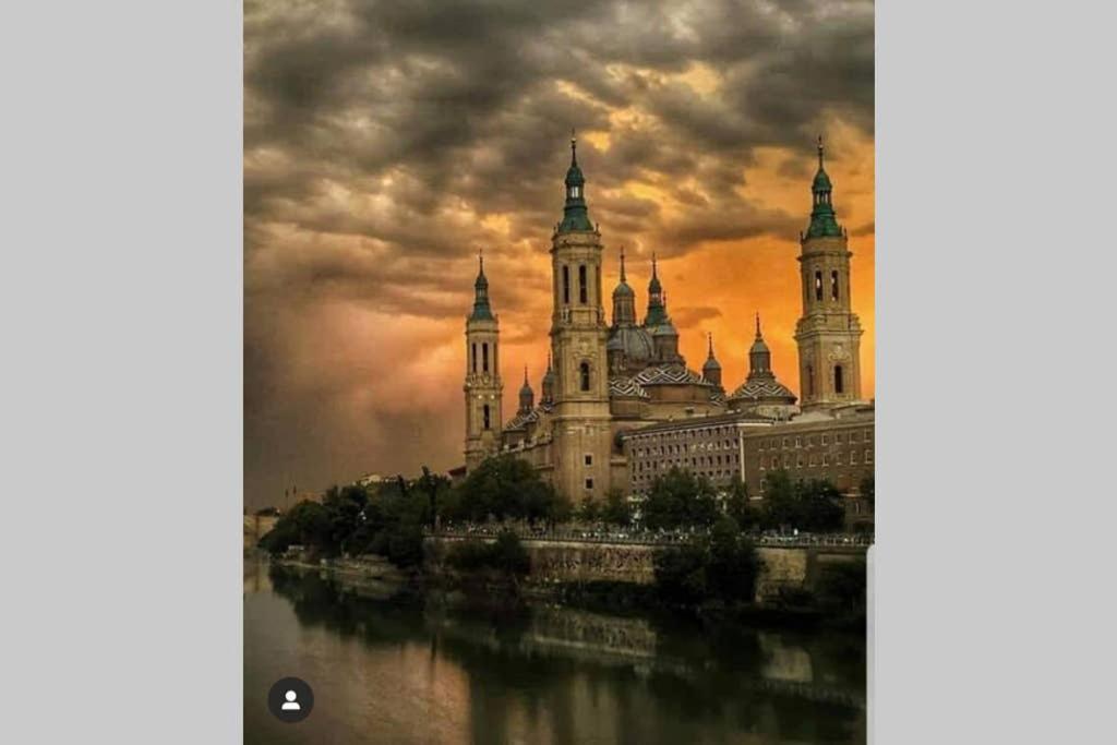 Apartmán Loft Mon Zaragoza Exteriér fotografie